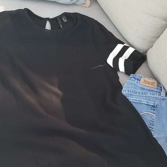 DRESSED UP JERSEY - Picture 2 of 5